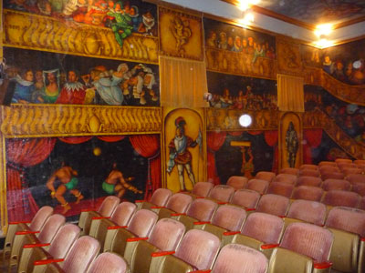 Mur de la Amargose Opera House, sept. 2010